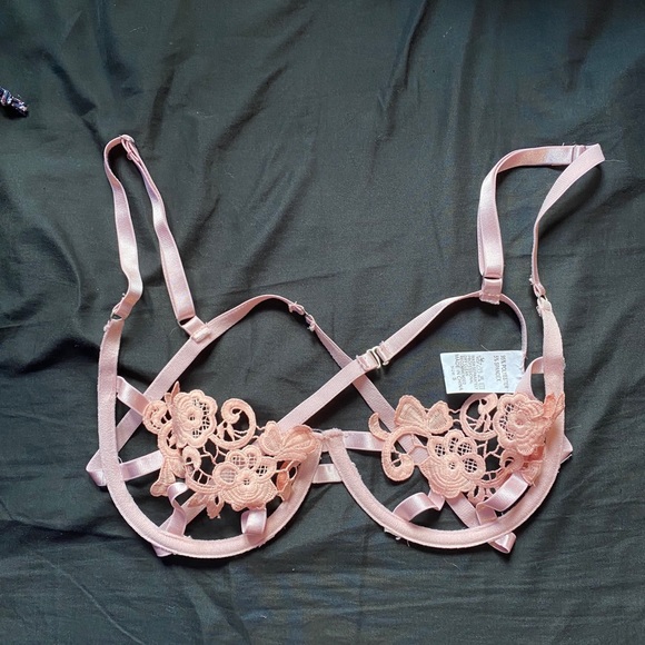 SHEIN Other - 🛍3 for $25🛍 Shein pink lingerie bra